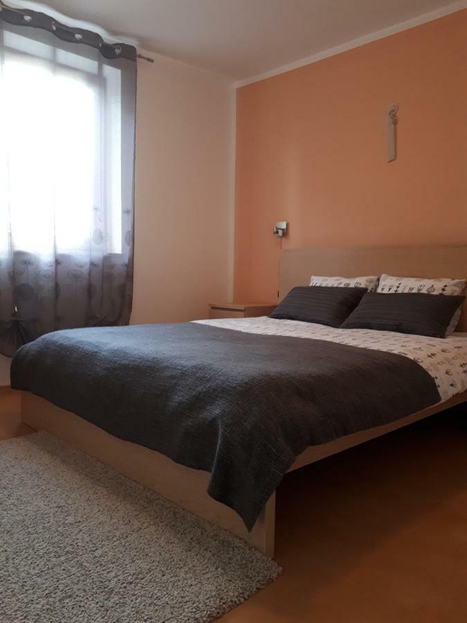 Apartment Lea Cres Eksteriør bilde