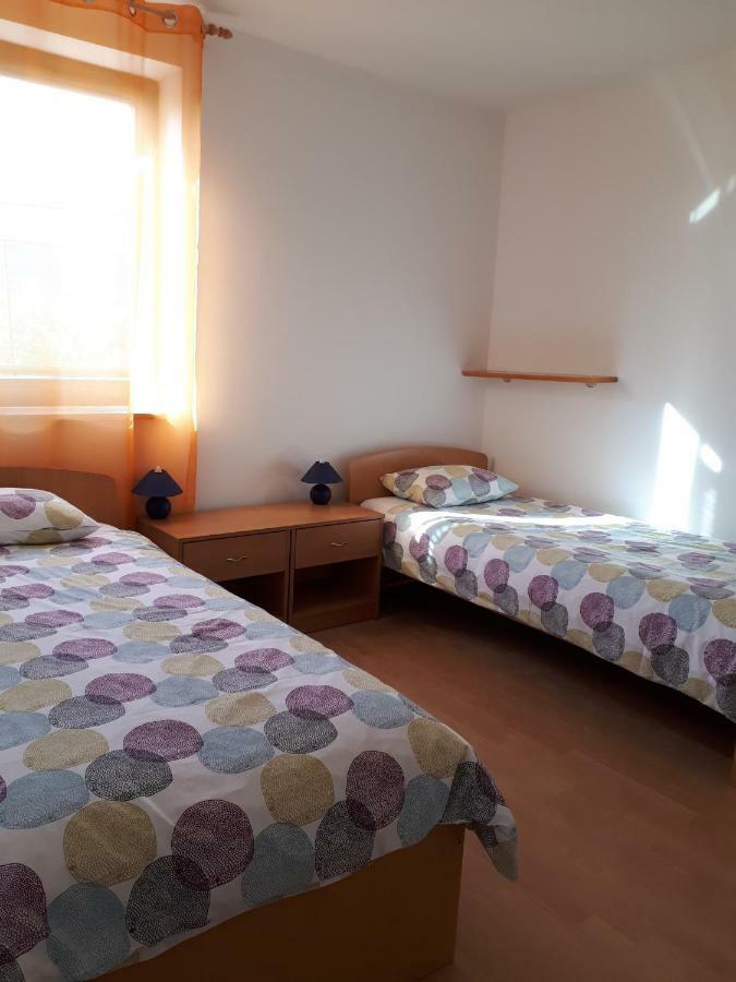 Apartment Lea Cres Eksteriør bilde